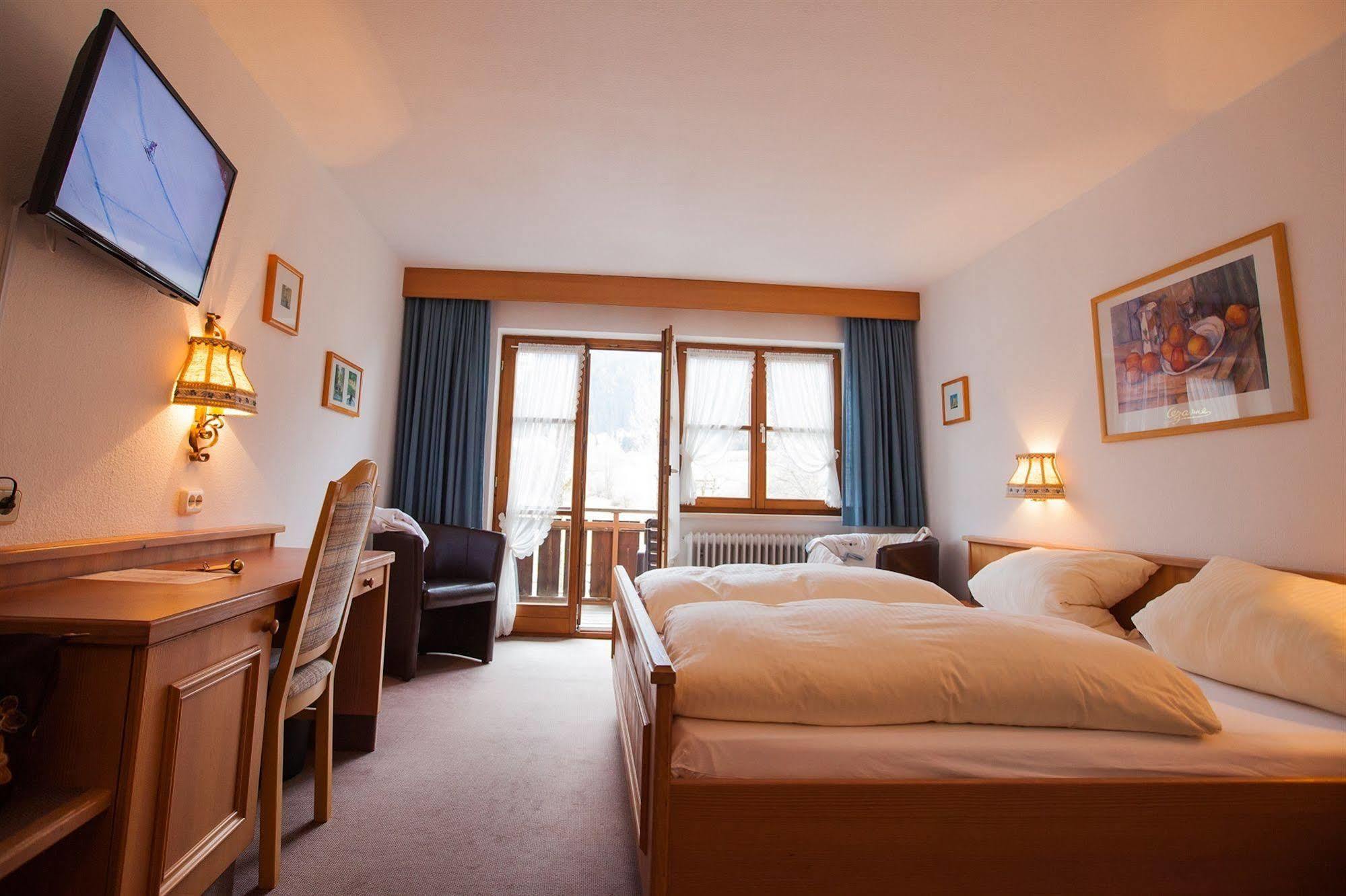 Hotel Pfrontener Hof ภายนอก รูปภาพ